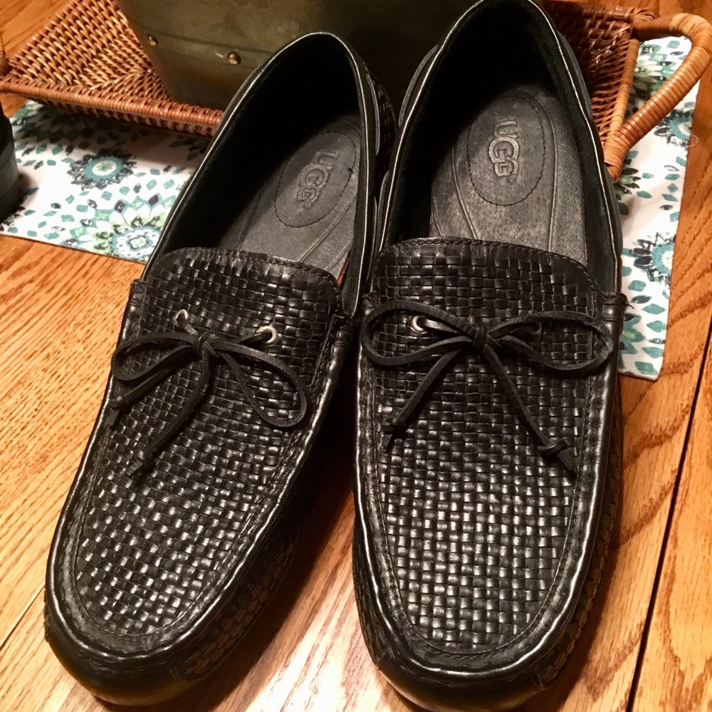 Uggs leather shoe/slippers Sz 15 LAST CHANCE🔥🔥🔥
